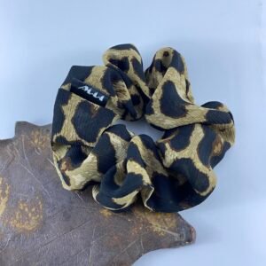 Alternative view of Leopard scrunchie