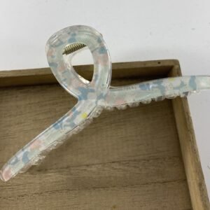 Alternative view of Pastel Silk Infinity Loop Hair Claw(အရောင်နု Infinity ညှပ်ကလစ်)