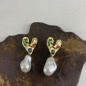 Pearl Heart Drop Earring(အသဲပုံ ပုလဲဆွဲ)