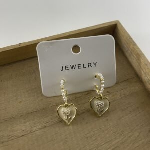 Alternative view of Gold Heart Flower Charm Earring with Pearl(ရွှေရောင်အသဲ ပုလဲပန်းတွဲနားကပ်)