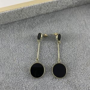 Alternative view of Black Onyx-Style Circular Long Drop Earrings(ရွှေ၊အနက်ရောင်တွဲဖက်စတိုင်လ်မြင့် နားဆွဲ)