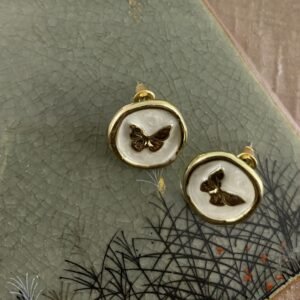 Golden Butterfly Oval Stud Earrings(ရွှေရောင် butterfly နားကပ်)